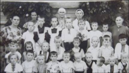 Выпускники детского сада Р Краи 1960 год.jpg