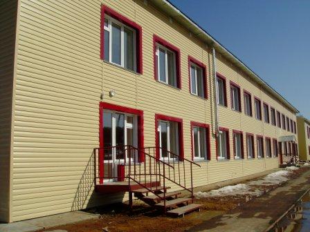 Здание школы с Русские Краи Кировской области.JPG
