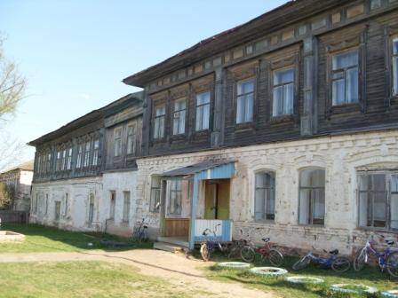 Школа села русские краи, здание детского сада.JPG
