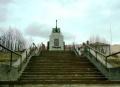 Памятник 6-й Гвардейской батарее, Мурманск (лестница).JPG