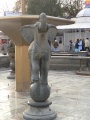 Слон возле фонтана саратове.jpg