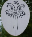 Страусенок на эмблеме страусиной фермы в поселке Пушкинские горы.JPG