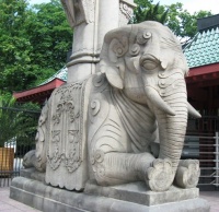 Elefantentor2.JPG