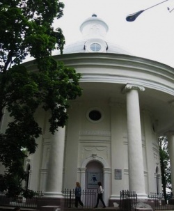 Музей располагается в церкви святой Екатерины (1793 г., архит. Львов Н.А.)