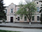 Азовский педагогический колледж( Женская гимназия).JPG