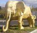 Золотые слоны скульпт1.JPG