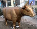 Золотая корова Скульптура г. Иркутск.jpg