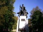Памятник партизанам в Осташкове.jpg